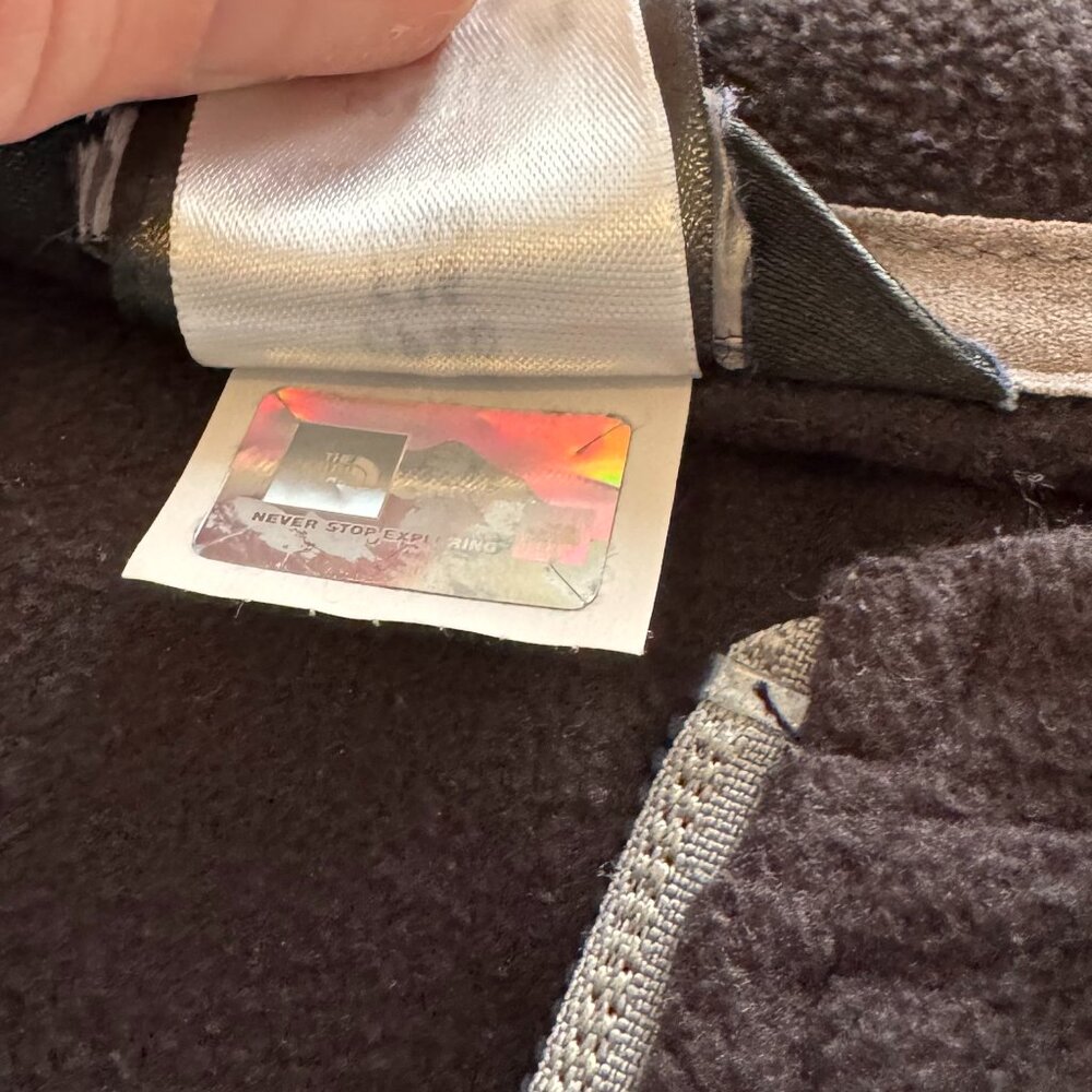 The North Face Fleece Jacket - Picture 4 of 11